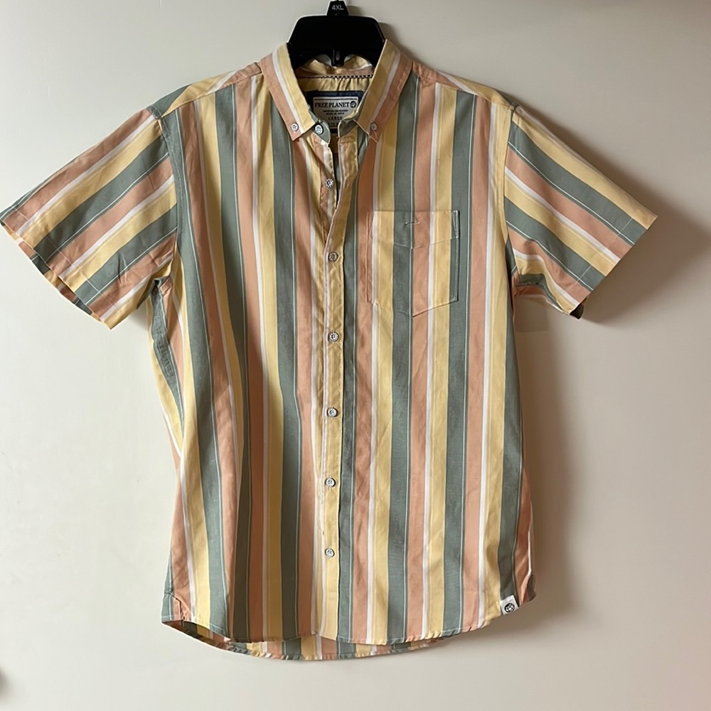 Men’s short sleeve button down shirt
